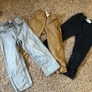 Toddler boys Jeans/cargo Joggers all size 4T sold together